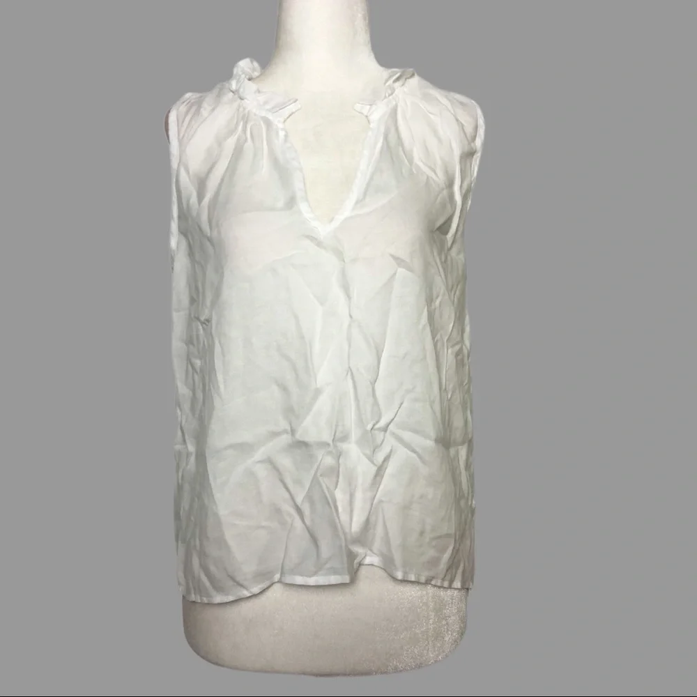 ❤️ XS ❤️ NWT Anthro Tank Sleeveless Ruffled Collar V-Neck - Picture 1 of 6